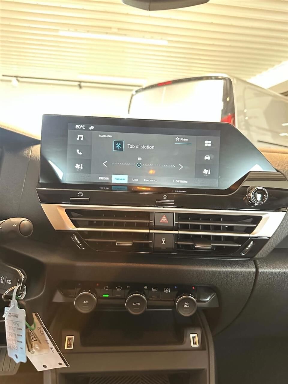 Billede af Citroën e-C4 EL Feel 136HK 5d Aut.