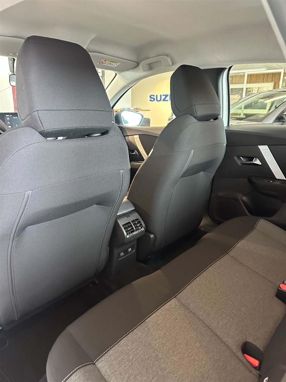 Billede af Citroën e-C4 EL Feel 136HK 5d Aut.