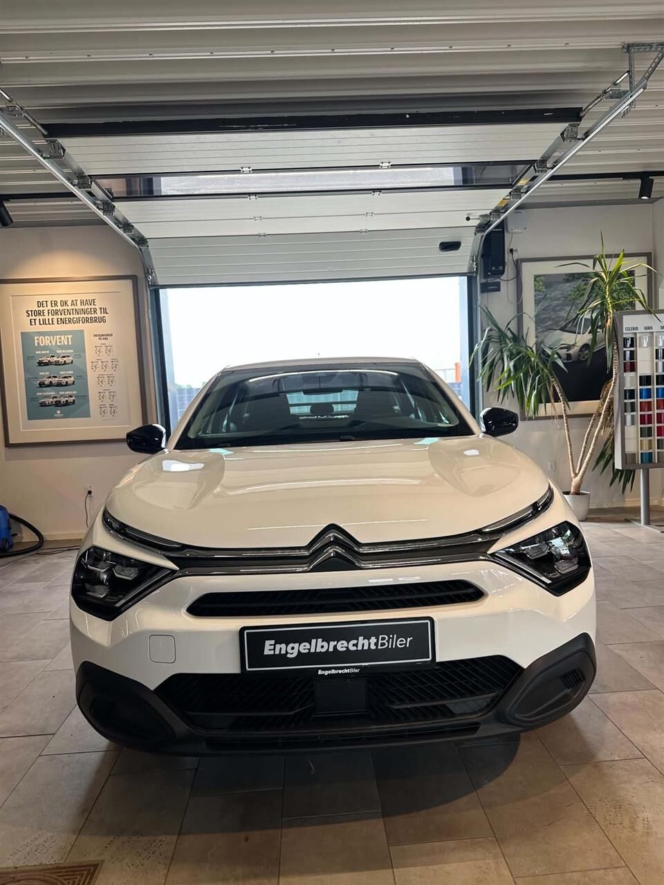 Billede af Citroën e-C4 EL Feel 136HK 5d Aut.