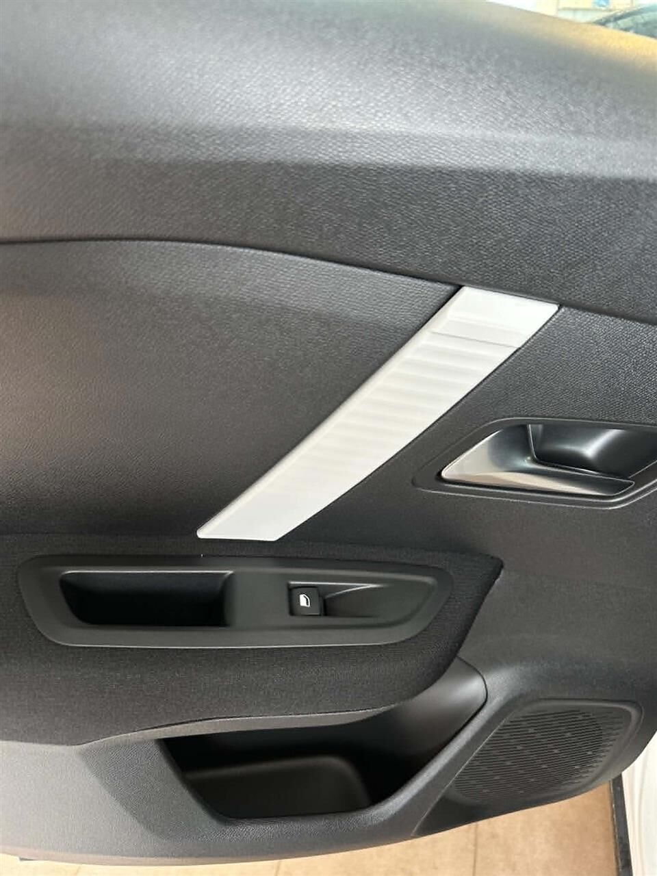 Billede af Citroën e-C4 EL Feel 136HK 5d Aut.