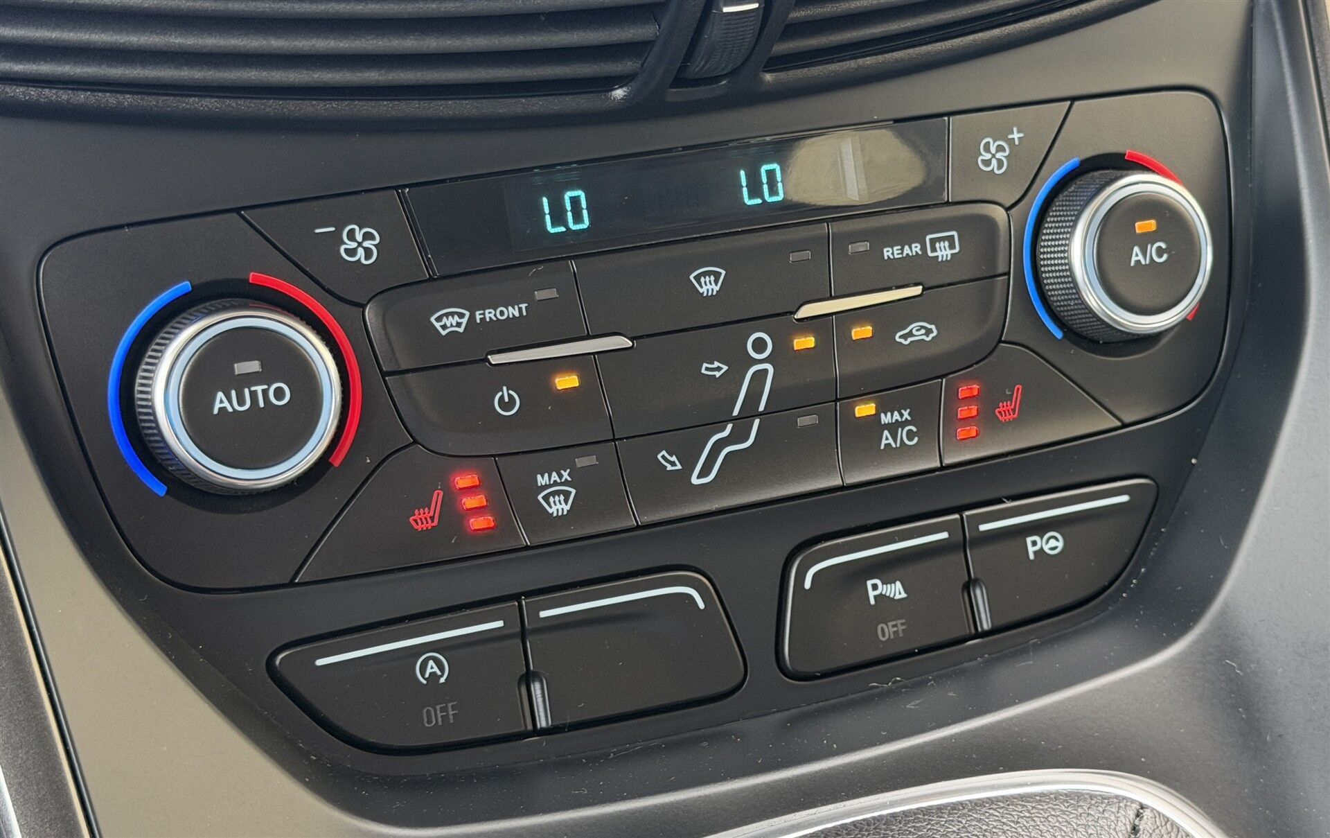 Billede af Ford C-MAX 1,0 EcoBoost Titanium Plus Start/Stop 125HK 6g