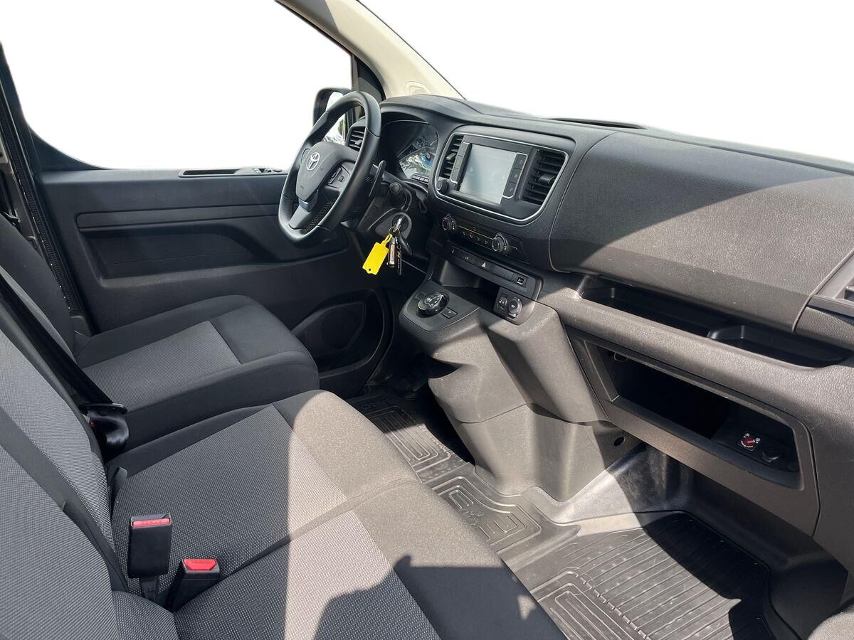 Billede af Toyota Proace Long 2,0 D Comfort Master 144HK Van 8g Aut.