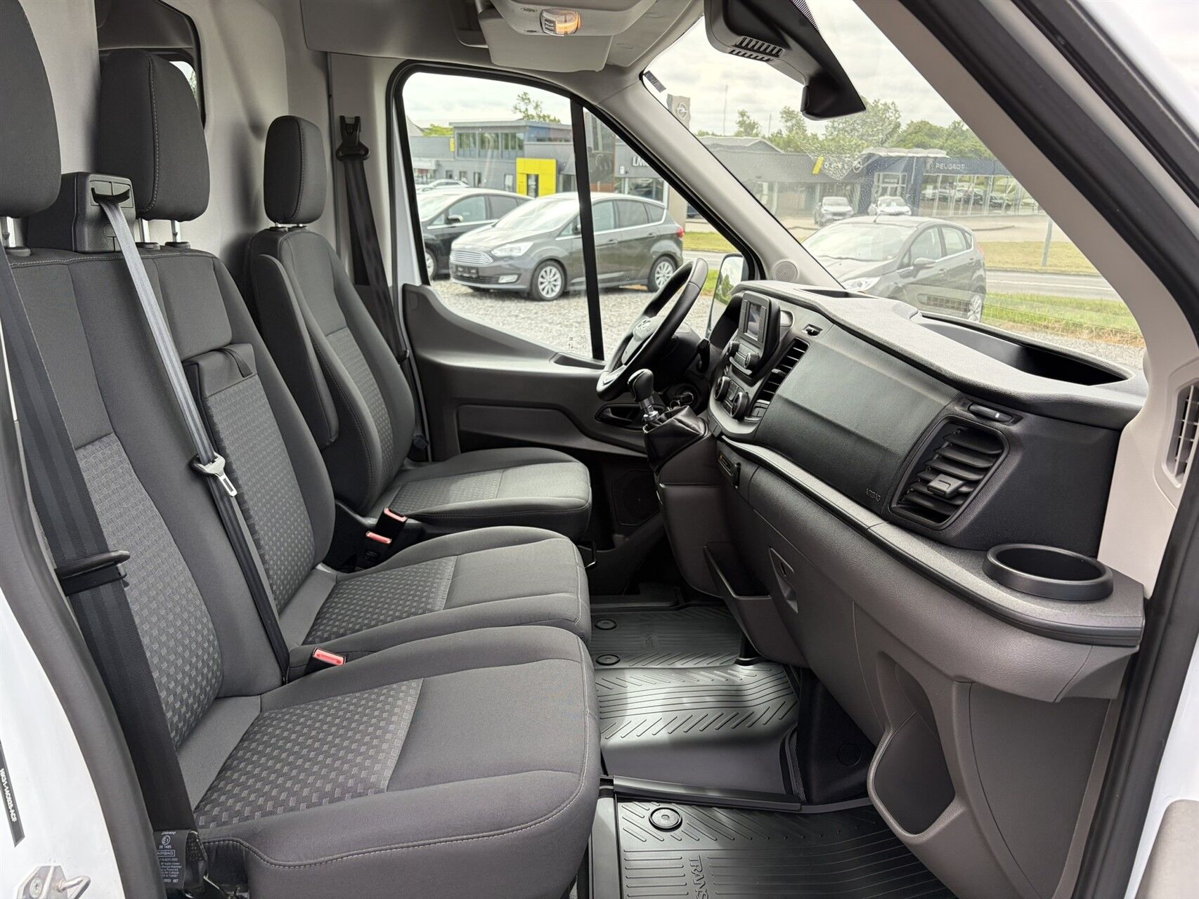 Billede af Ford Transit 350 L2H2 2,0 TDCi Trend 130HK Van 6g