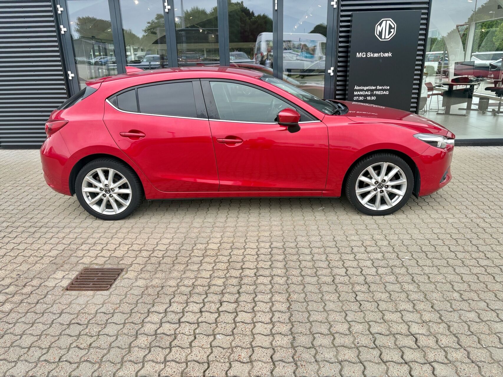 Billede af Mazda 3 2,0 Skyactiv-G Optimum 120HK 5d 6g