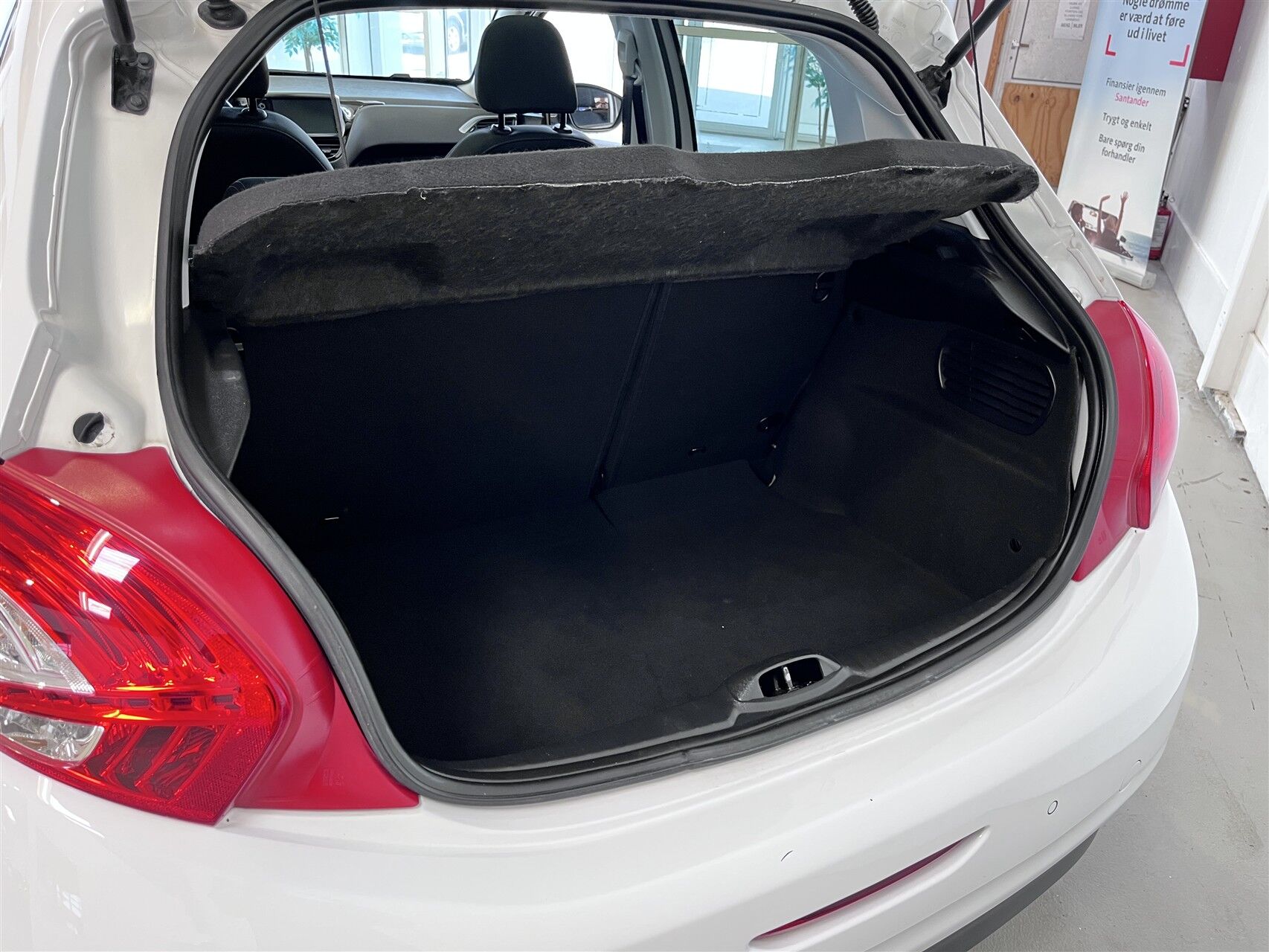 Billede af Peugeot 208 1,2 VTi Allure 82HK 5d
