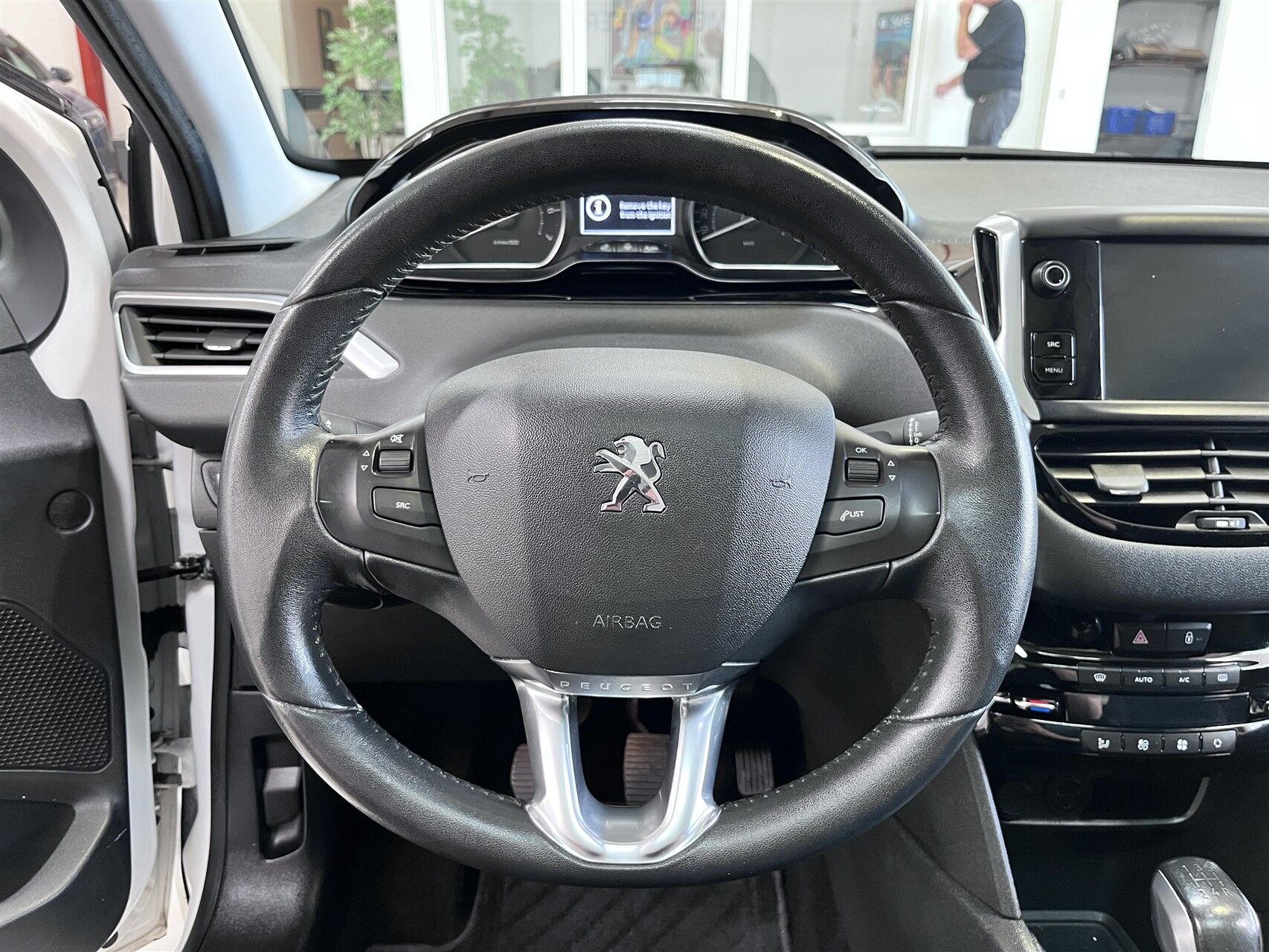 Billede af Peugeot 208 1,2 VTi Allure 82HK 5d