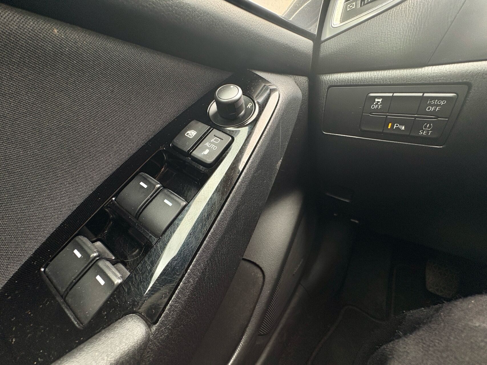 Billede af Mazda 3 2,0 Skyactiv-G Optimum 120HK 5d 6g