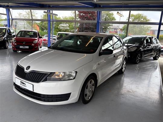 Skoda Rapid Spaceback 1,2 TSI Active 86HK 5d