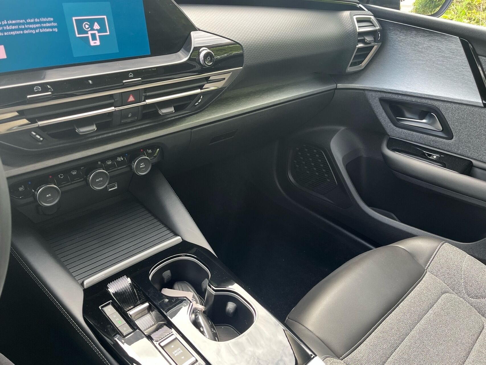 Billede af Citroën C5 X 1,6 Plugin-hybrid Concorde Premiere Pack 225HK 5d 8g Aut.