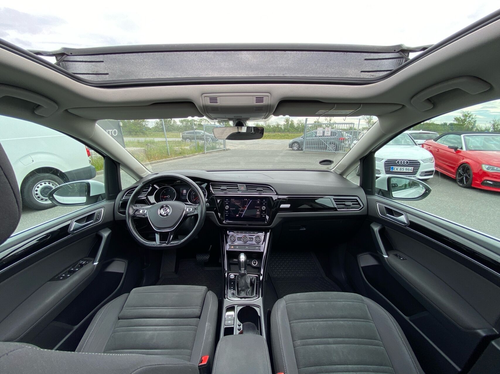 Billede af VW Touran 2,0 TDI BMT SCR Highline DSG 150HK 6g Aut.