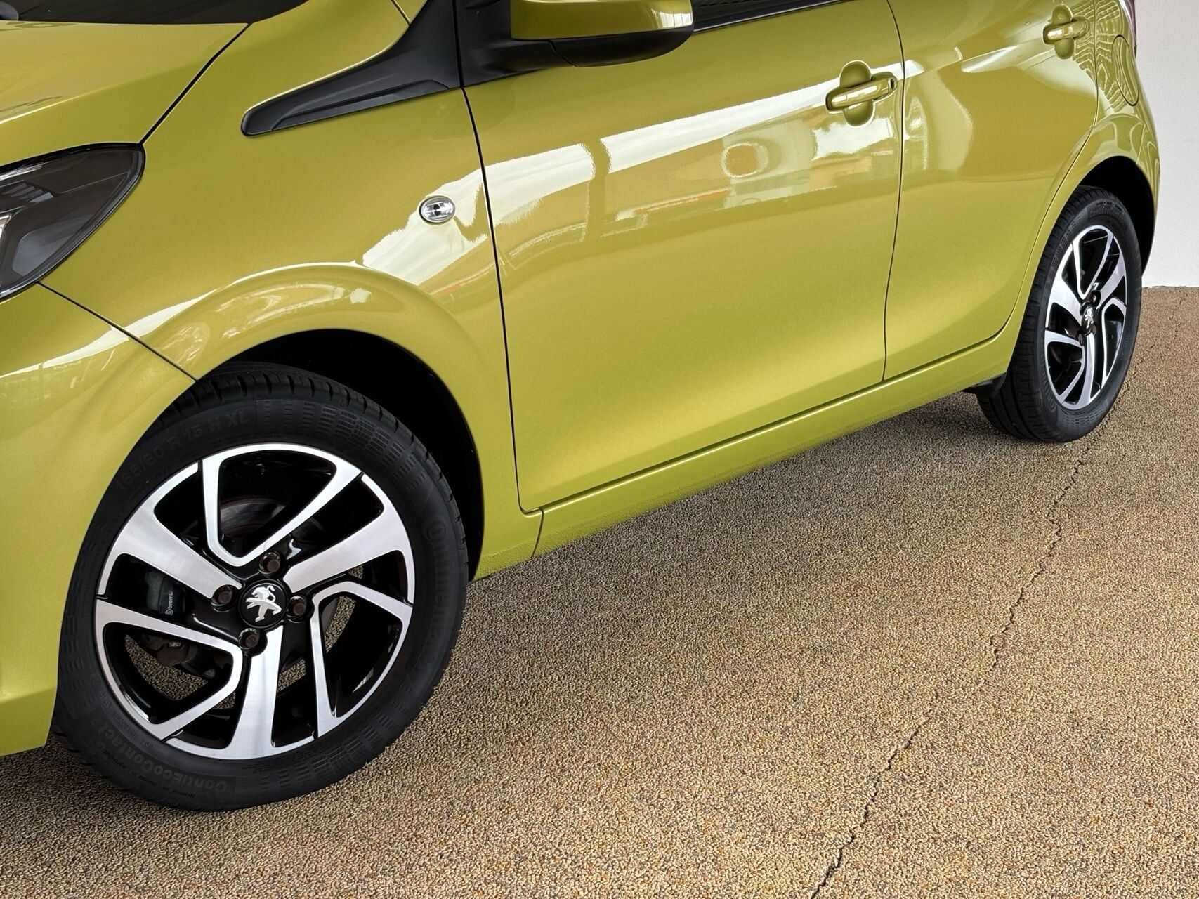 Billede af Peugeot 108 1,0 e-Vti Allure+ 72HK 5d
