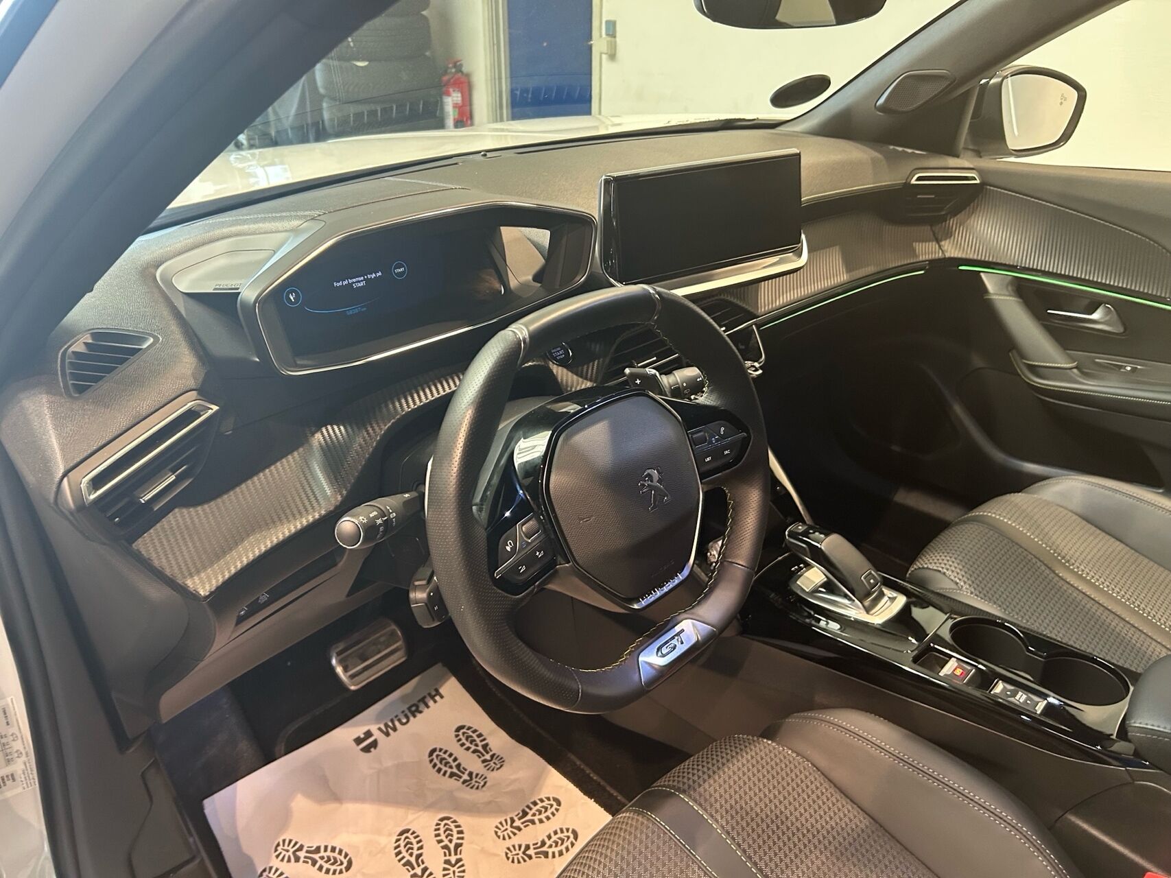 Billede af Peugeot 2008 1,2 PureTech GT EAT8 130HK 5d 8g Aut.