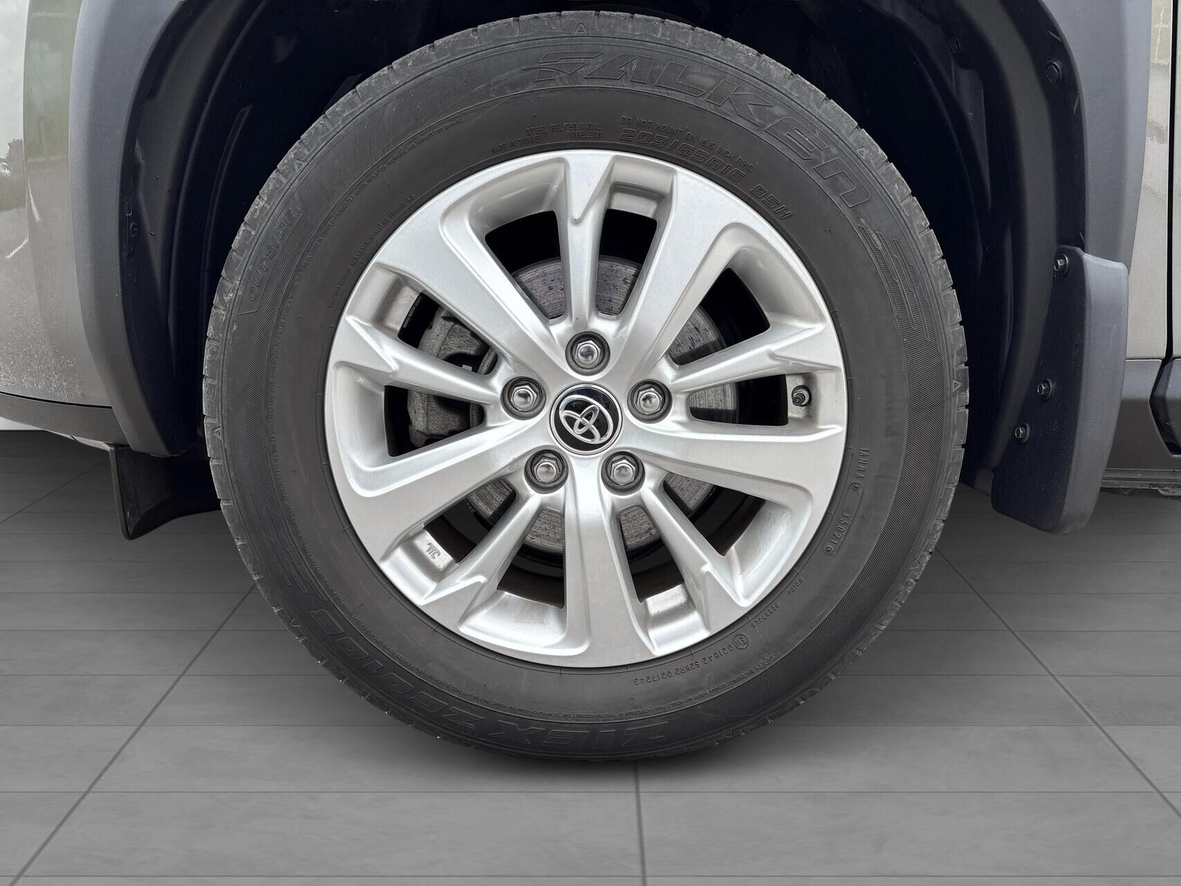 Billede af Toyota Yaris Cross 1,5 Hybrid Active Technology 116HK 5d Trinl. Gear