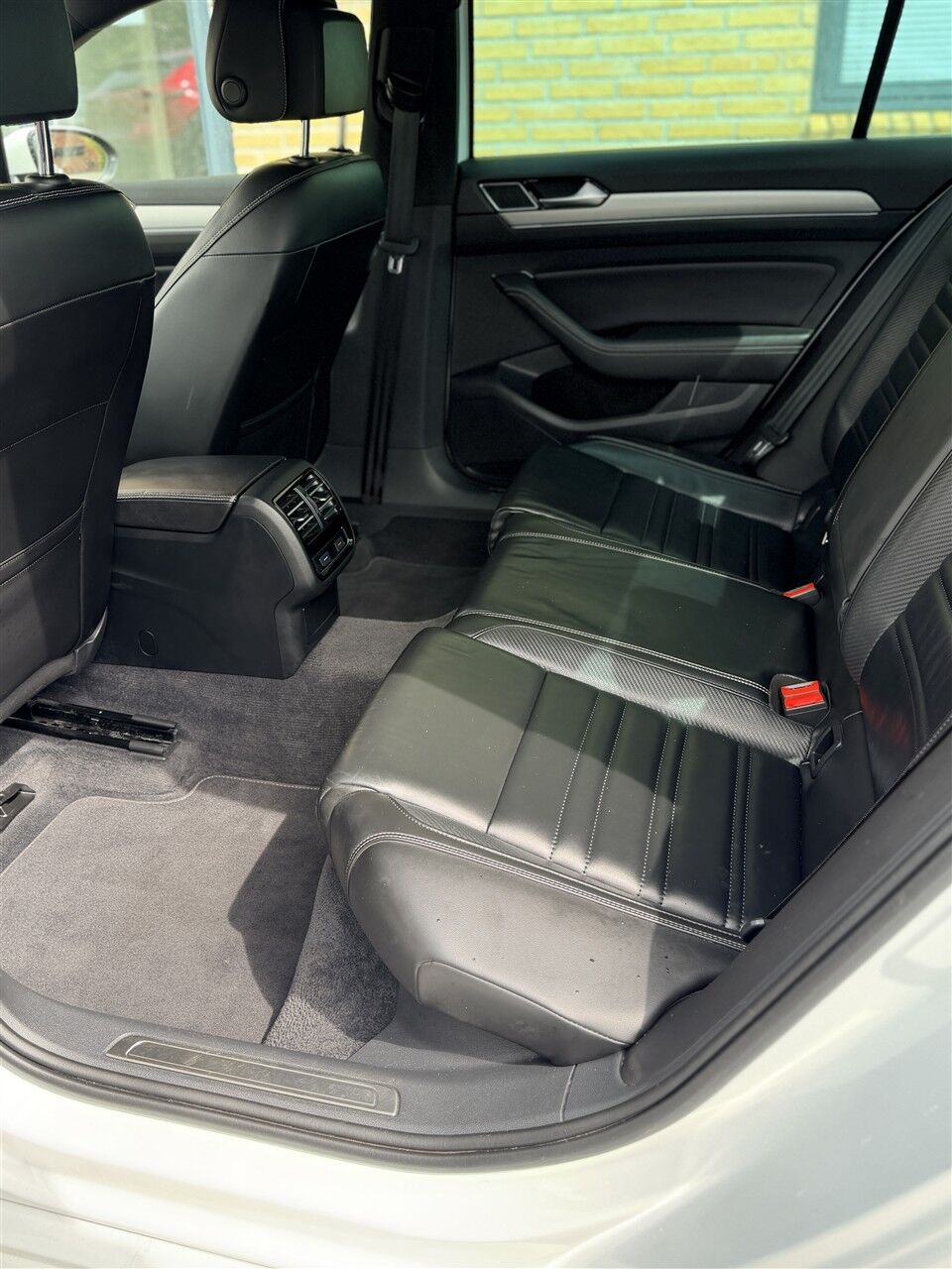 Billede af VW Passat 2,0 TSI R-Line DSG 220HK 6g Aut.