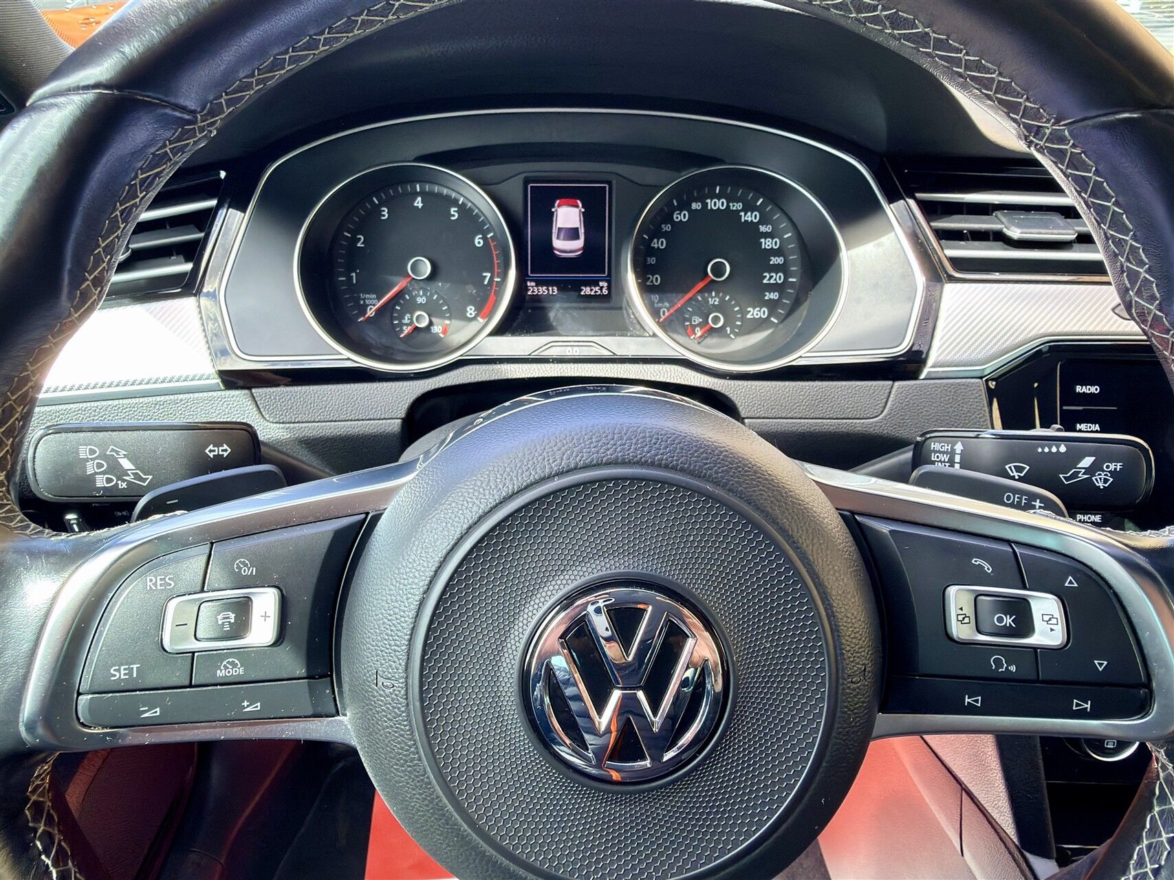 Billede af VW Passat 2,0 TSI R-Line DSG 220HK 6g Aut.