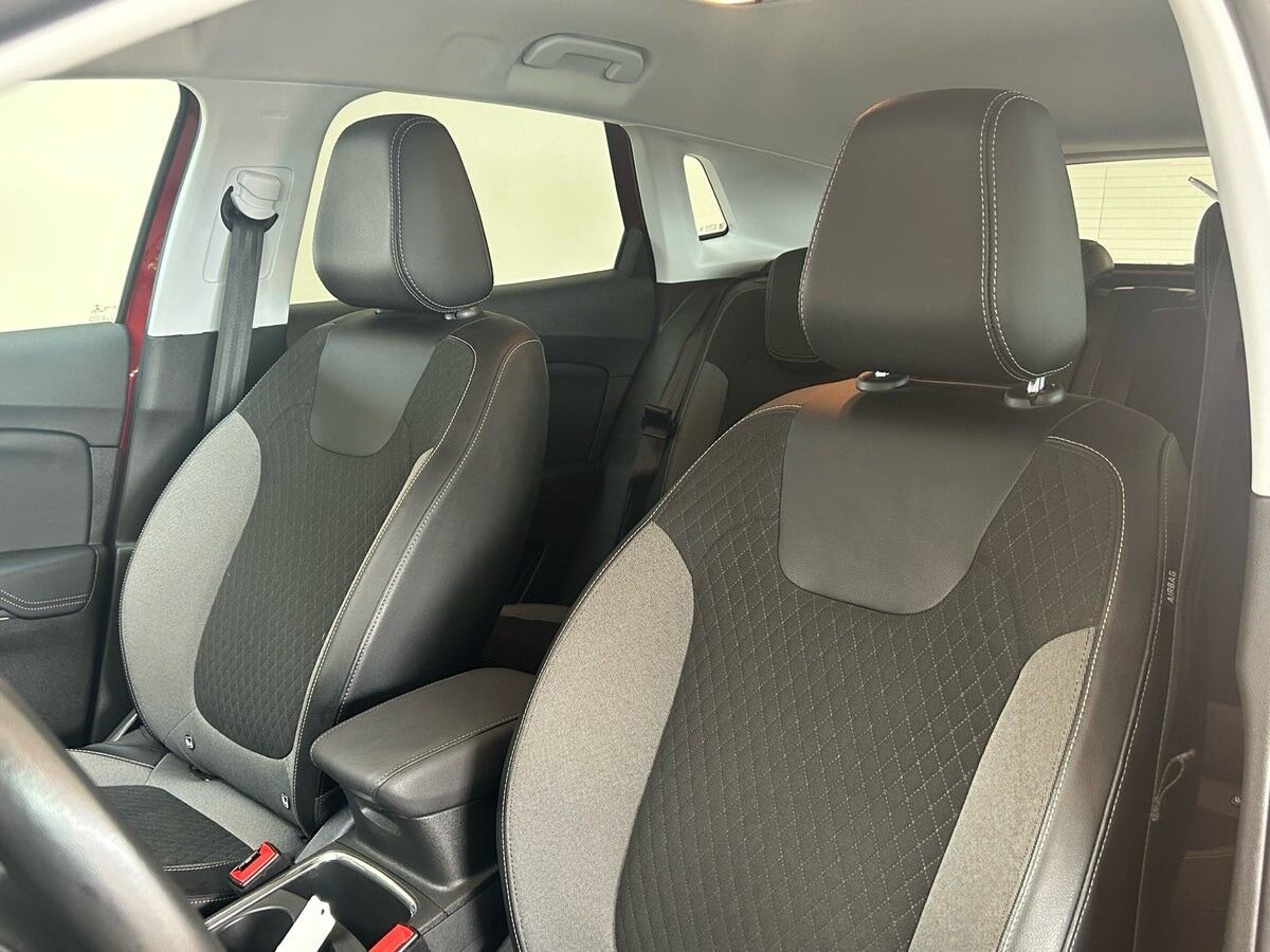 Billede af Opel Grandland X 1,6 PHEV  Plugin-hybrid Cosmo Prestige Pack 225HK 5d 8g Aut.
