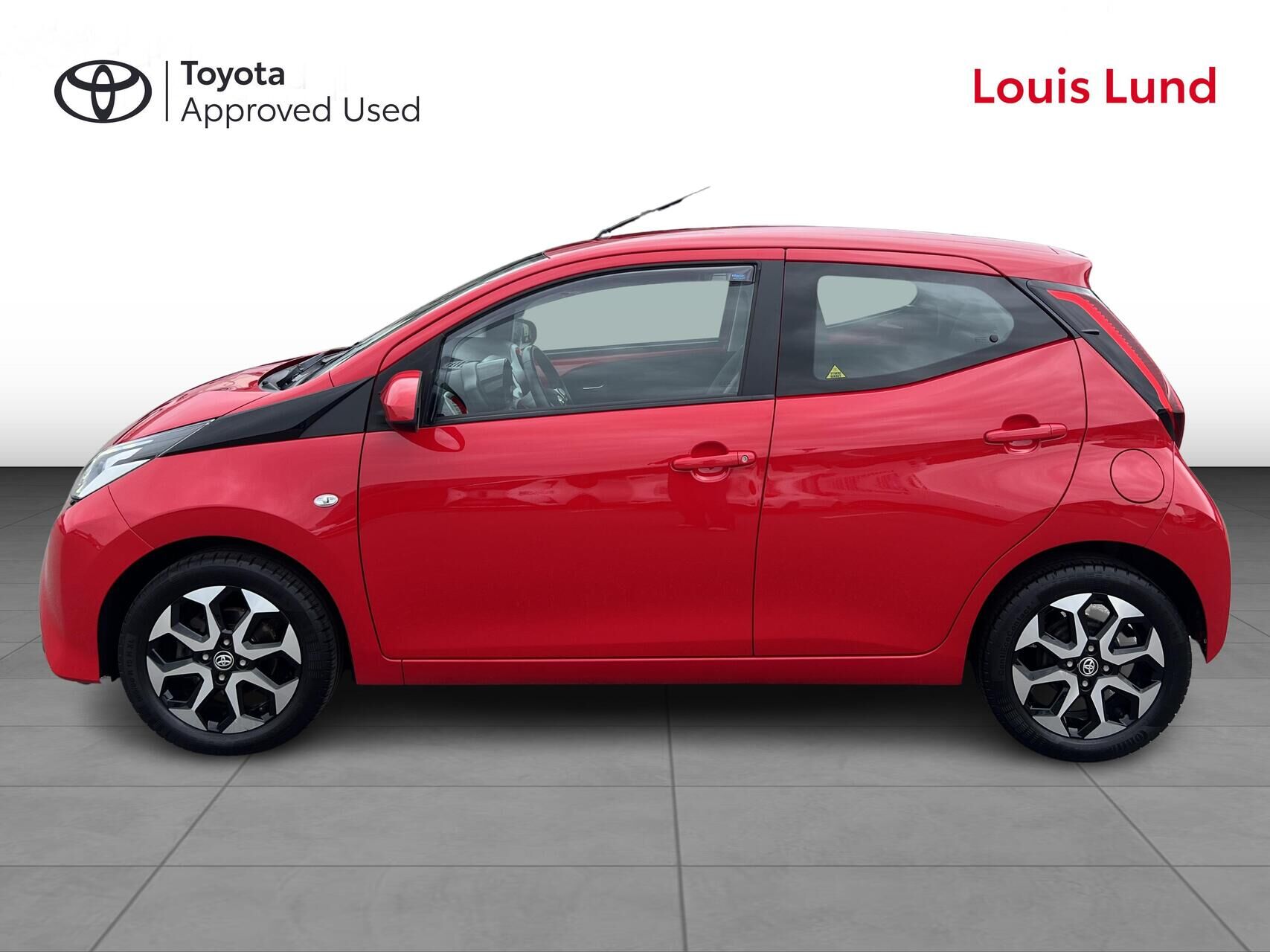 Billede af Toyota Aygo 1,0 VVT-I X-plore DAB+ X-Shift 72HK 5d Aut.