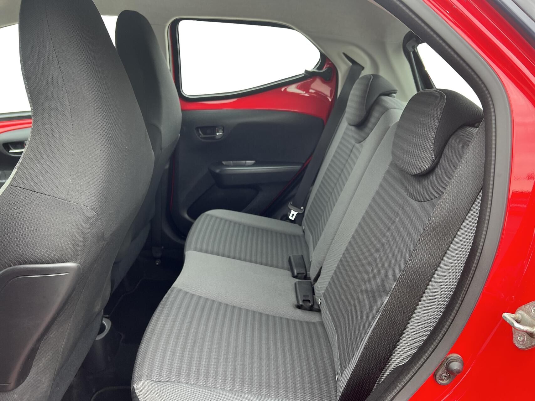 Billede af Toyota Aygo 1,0 VVT-I X-plore DAB+ X-Shift 72HK 5d Aut.