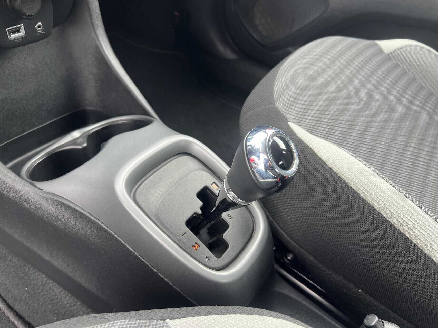 Billede af Toyota Aygo 1,0 VVT-I X-plore DAB+ X-Shift 72HK 5d Aut.