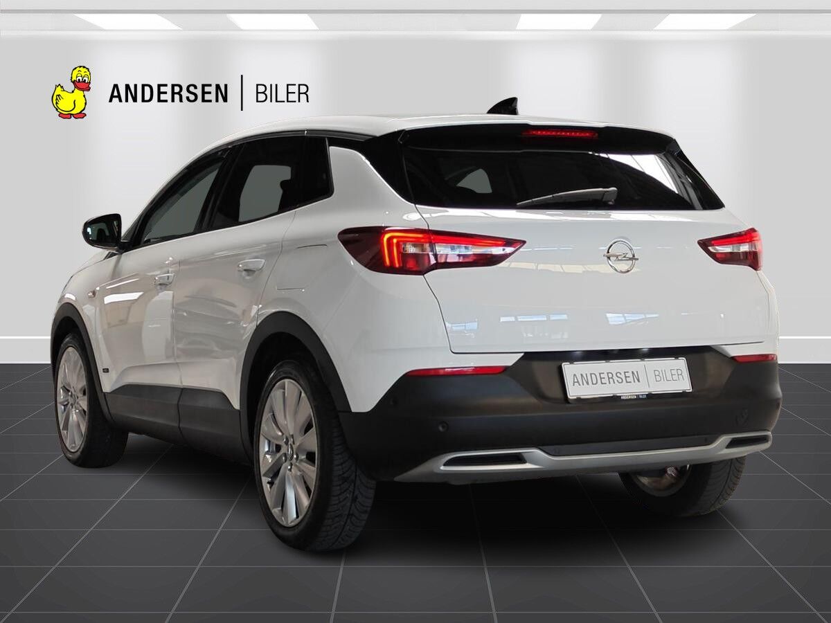 Billede af Opel Grandland X 1,6 PHEV  Plugin-hybrid Ultimate AWD 300HK 5d 8g Aut.