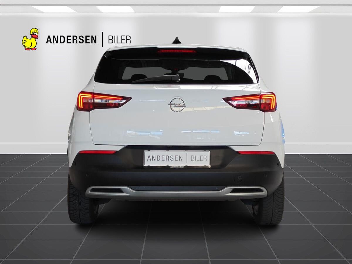 Billede af Opel Grandland X 1,6 PHEV  Plugin-hybrid Ultimate AWD 300HK 5d 8g Aut.