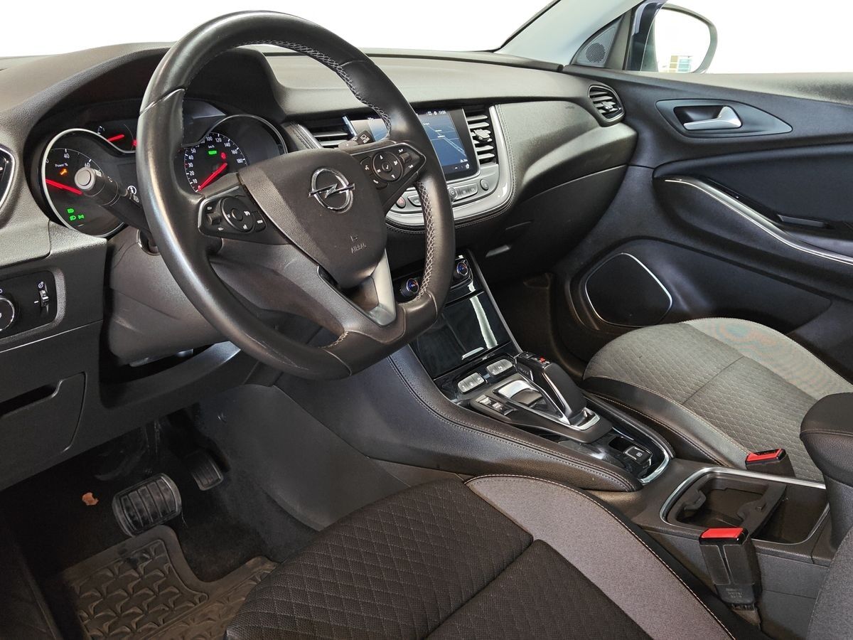 Billede af Opel Grandland X 1,6 PHEV  Plugin-hybrid Ultimate AWD 300HK 5d 8g Aut.