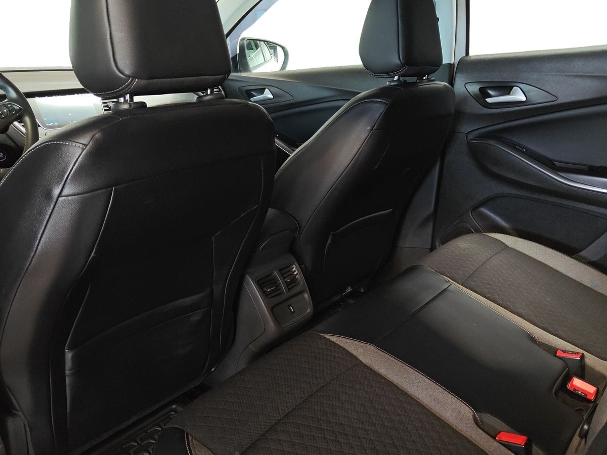 Billede af Opel Grandland X 1,6 PHEV  Plugin-hybrid Ultimate AWD 300HK 5d 8g Aut.