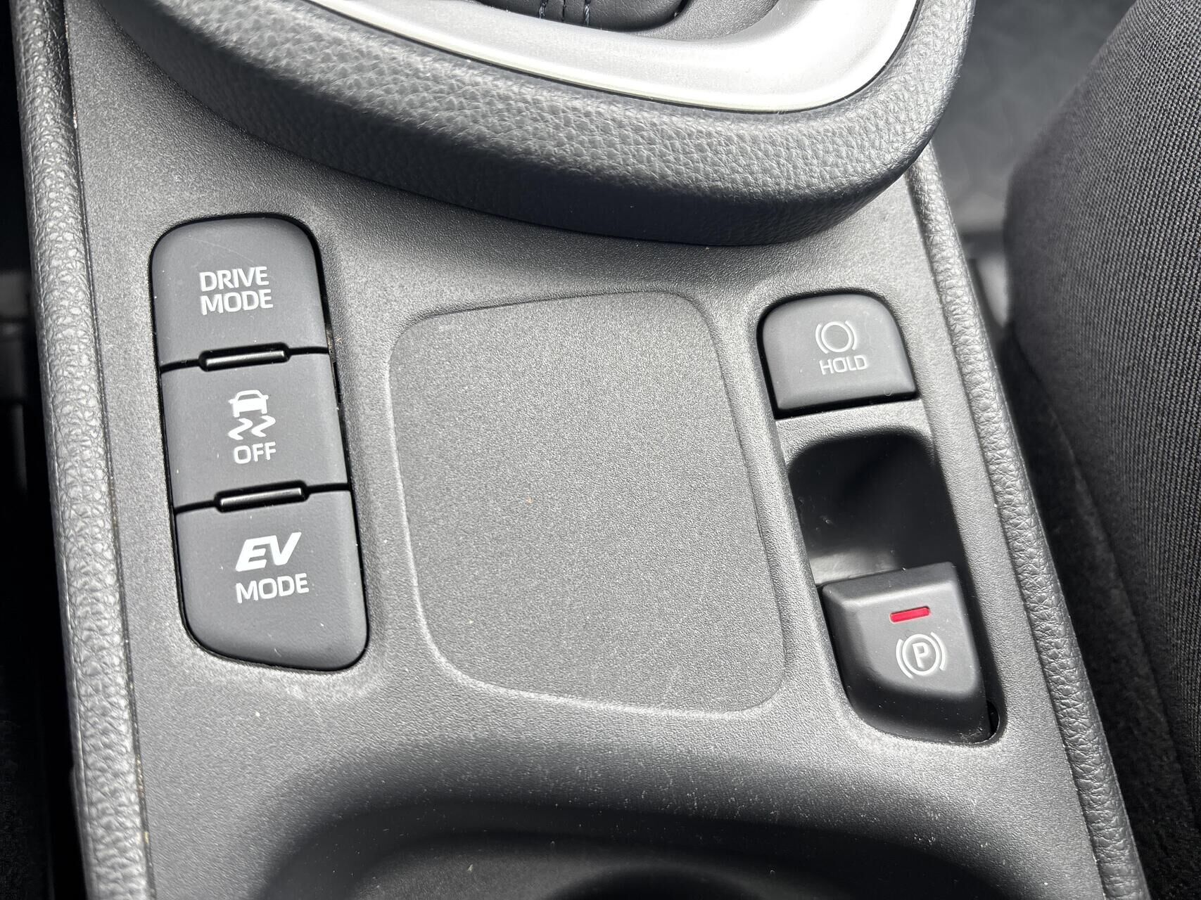 Billede af Toyota Yaris Cross 1,5 Hybrid Style 116HK 5d Trinl. Gear