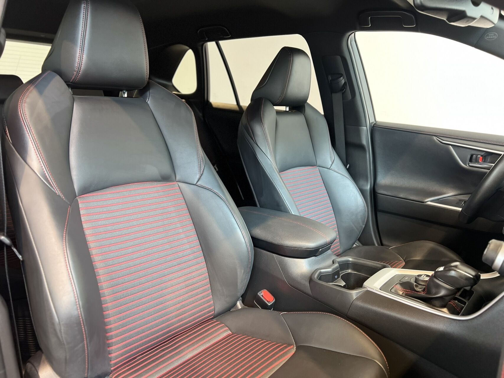 Billede af Toyota RAV4 Plug-in 2,5 Plugin-hybrid H3 Style AWD 306HK 5d 6g Aut.