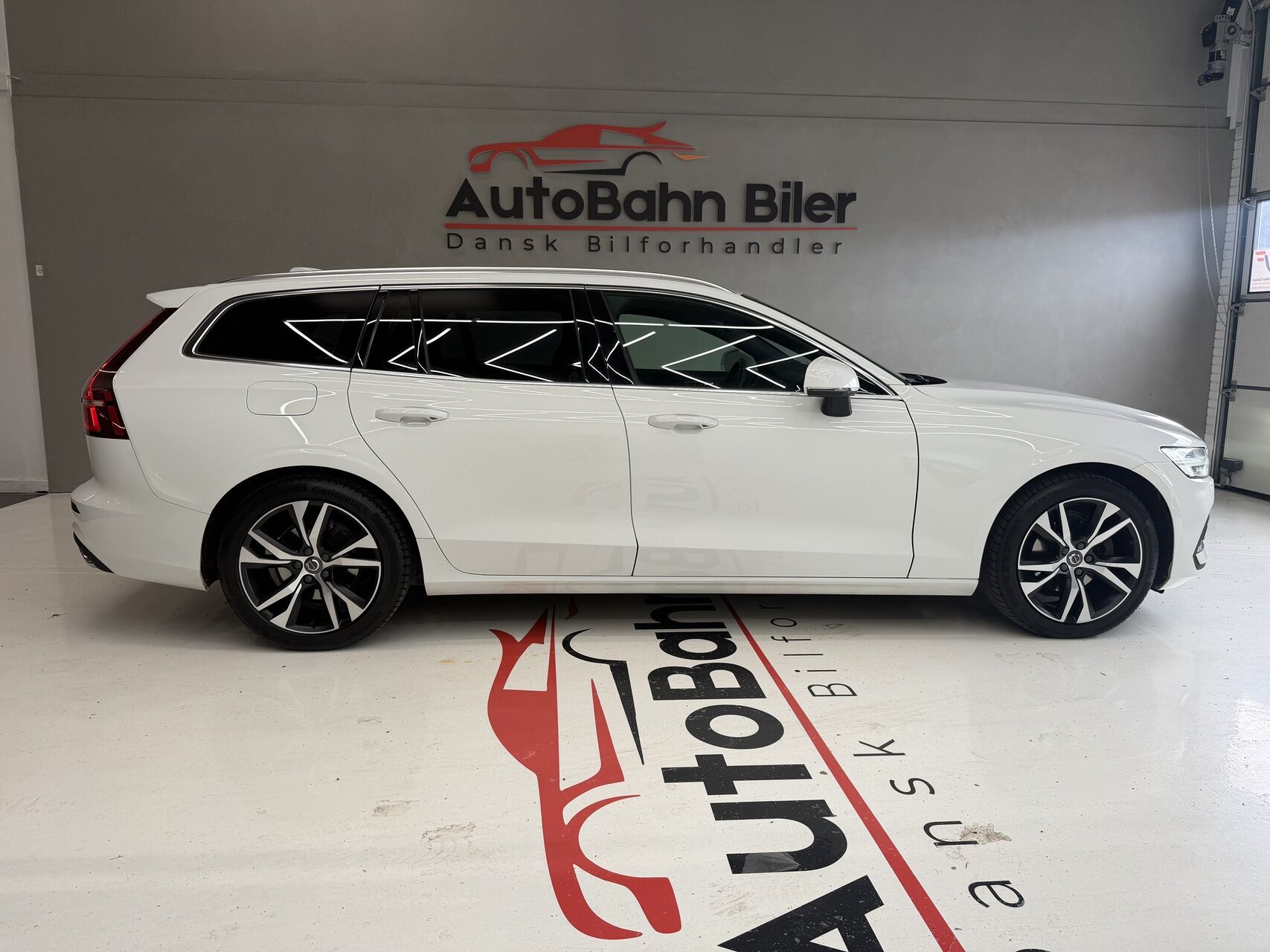 Billede af Volvo V60 2,0 D4 Inscription 190HK Stc 8g Aut.