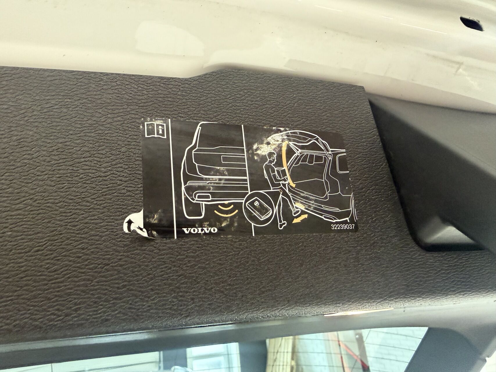 Billede af Volvo V60 2,0 D4 Inscription 190HK Stc 8g Aut.