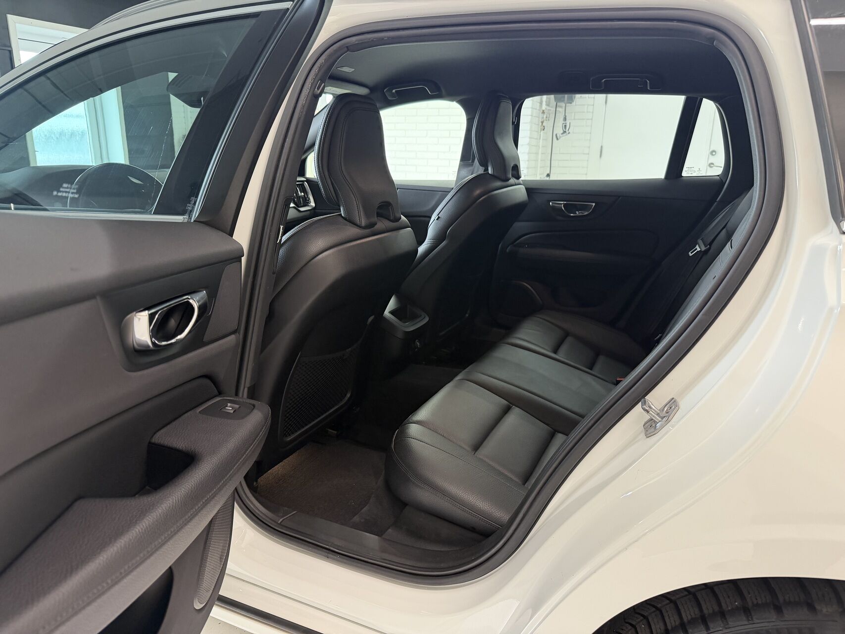 Billede af Volvo V60 2,0 D4 Inscription 190HK Stc 8g Aut.