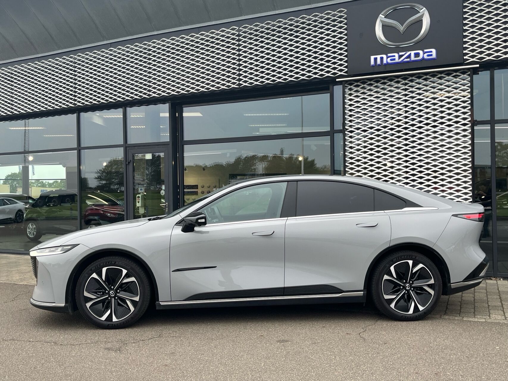 Billede af Mazda 6e EL Takumi 245HK 5d Aut.