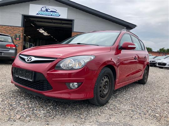 Hyundai i30 Cw 1,6 CRDi Sense Plus 90HK Stc 6g