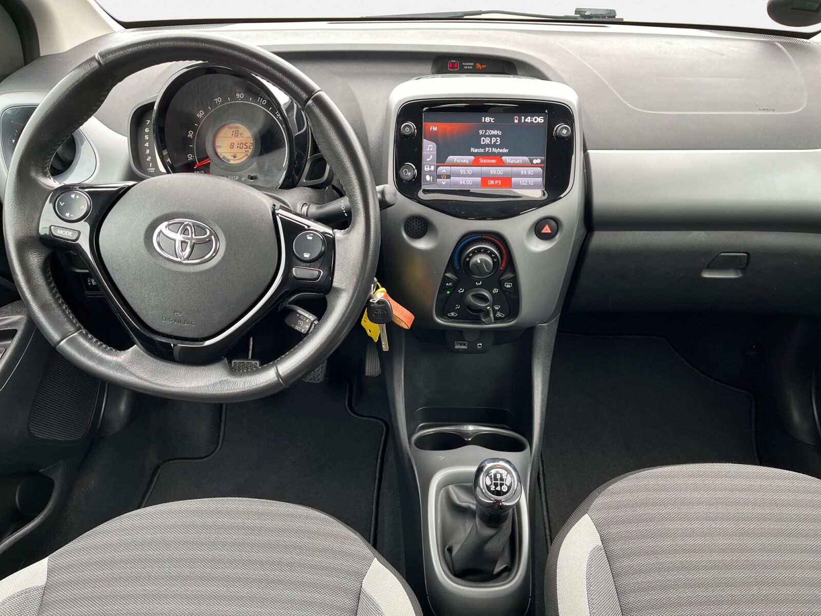 Billede af Toyota Aygo 1,0 VVT-I X-plore DAB+ 72HK 5d