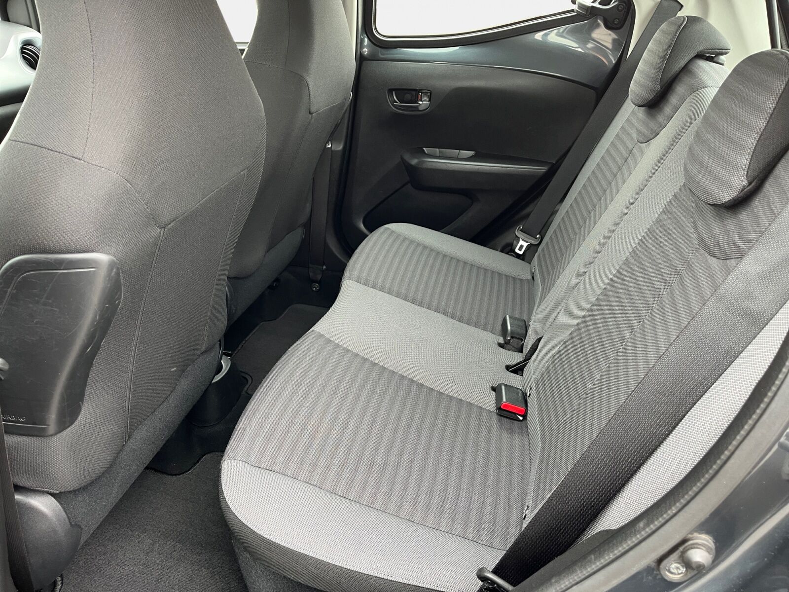 Billede af Toyota Aygo 1,0 VVT-I X-plore DAB+ 72HK 5d