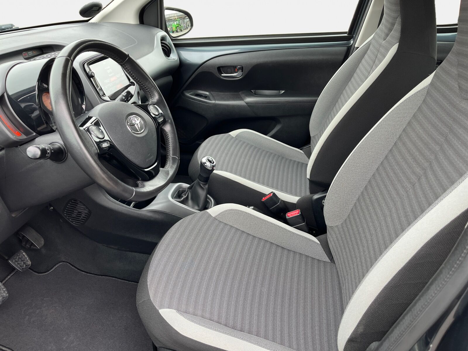 Billede af Toyota Aygo 1,0 VVT-I X-plore DAB+ 72HK 5d