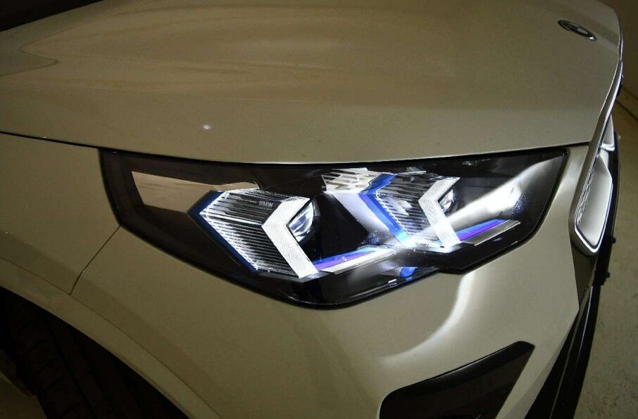 Billede af BMW iX2 eDrive20 Fully Charged 204HK 5d Aut.
