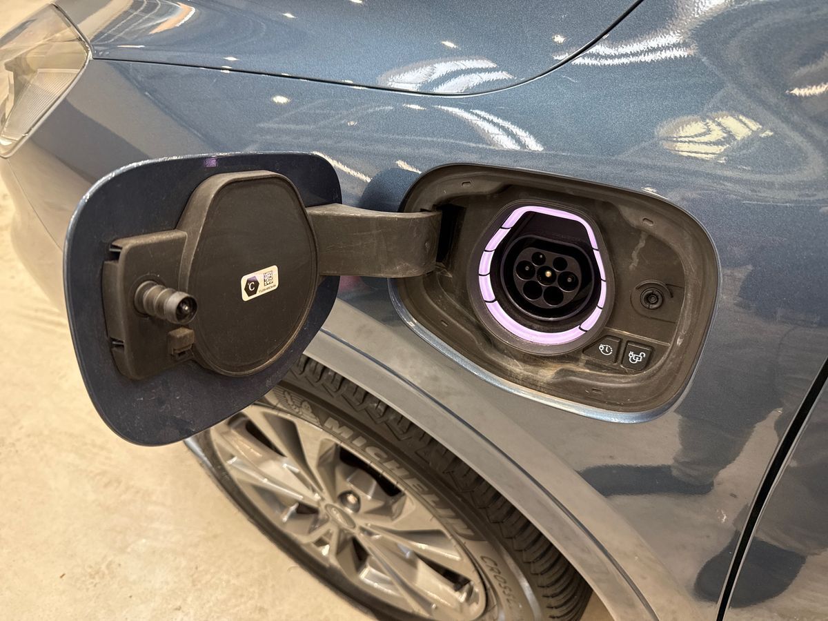 Billede af Ford Kuga 2,5 Plugin-hybrid ST-Line CVT 225HK 5d Trinl. Gear