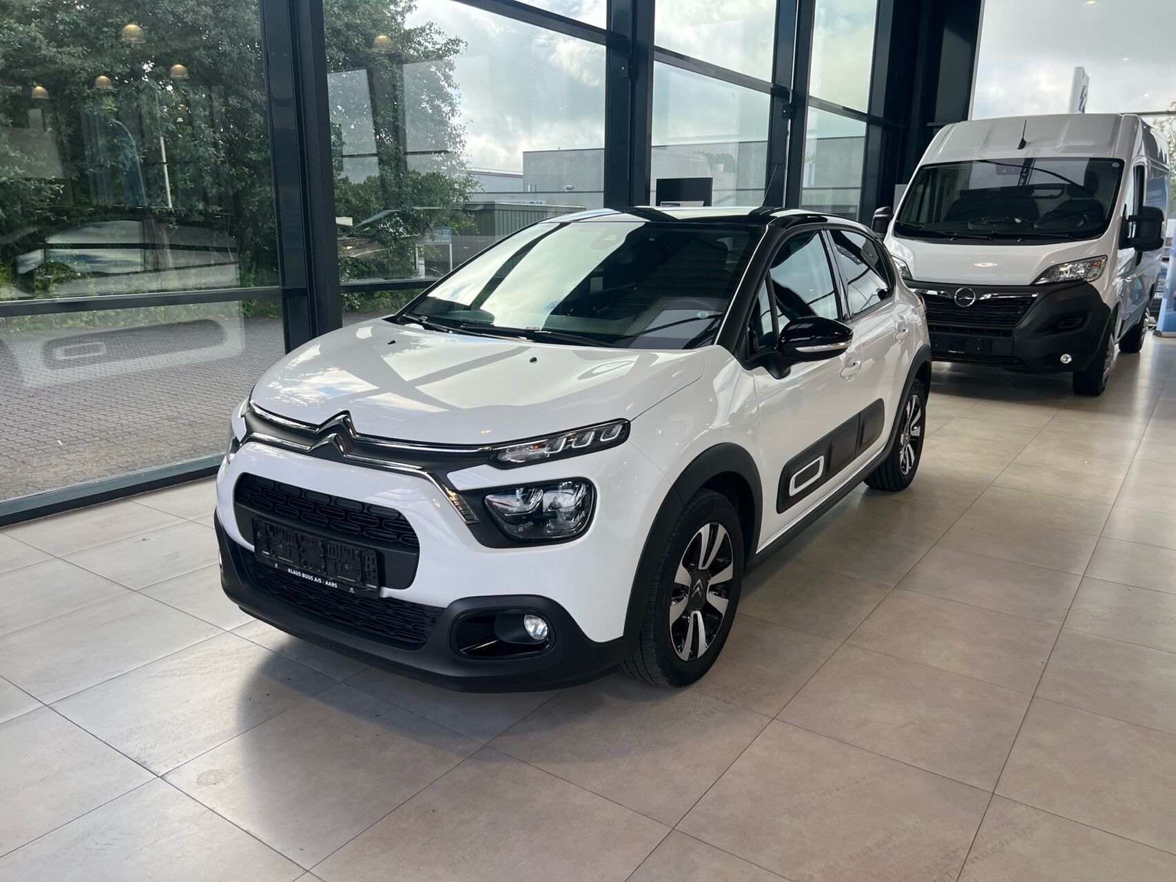 Billede af Citroën C3 1,2 PureTech Shine 83HK 5d