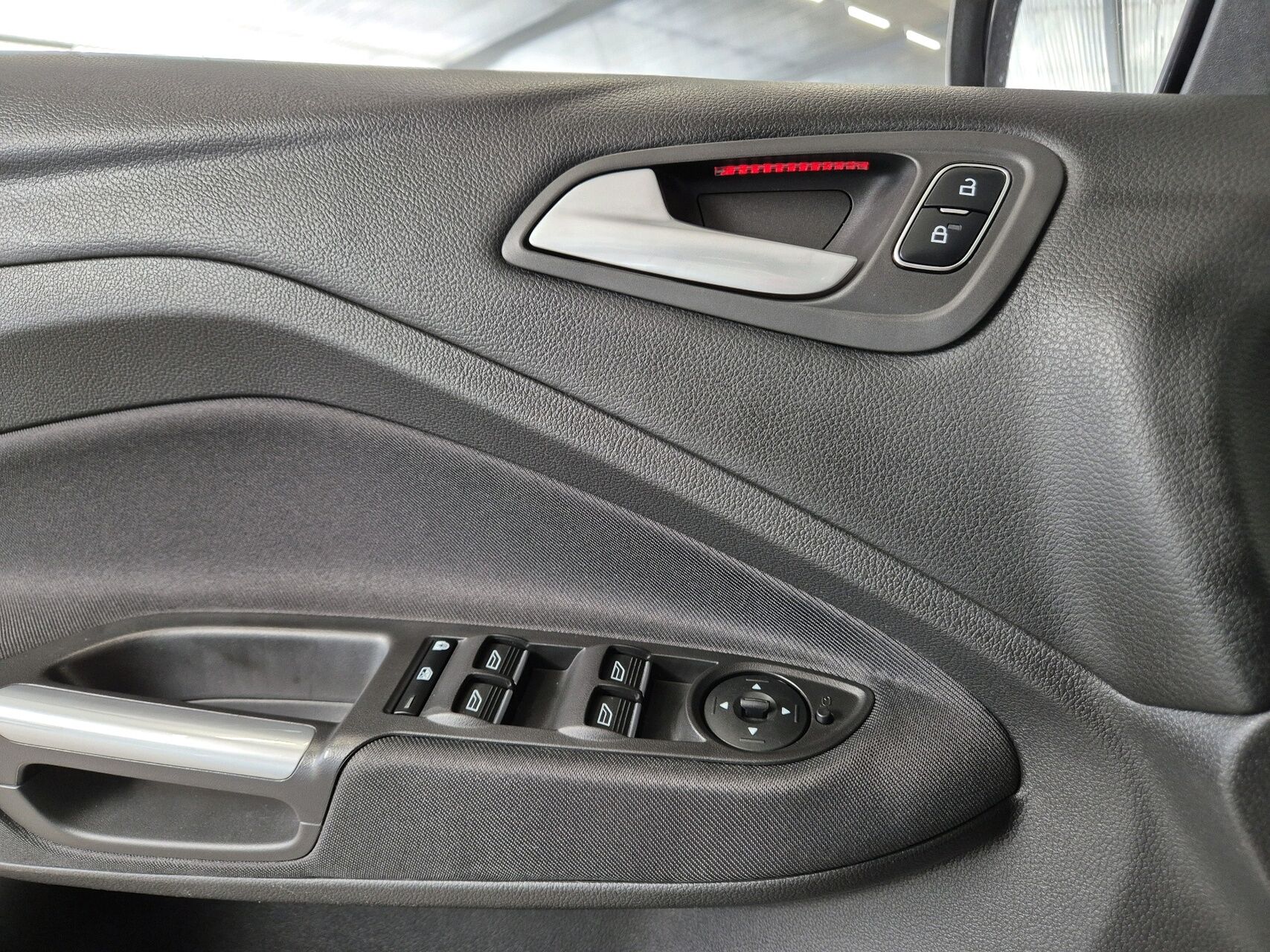 Billede af Ford C-MAX 1,5 TDCi Titanium 120HK 6g