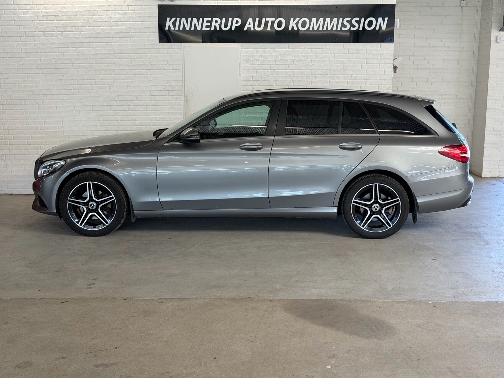 Billede af Mercedes-Benz C220 d T 2,1 Bluetec Business 7G-Tronic Plus 170HK Stc Aut.