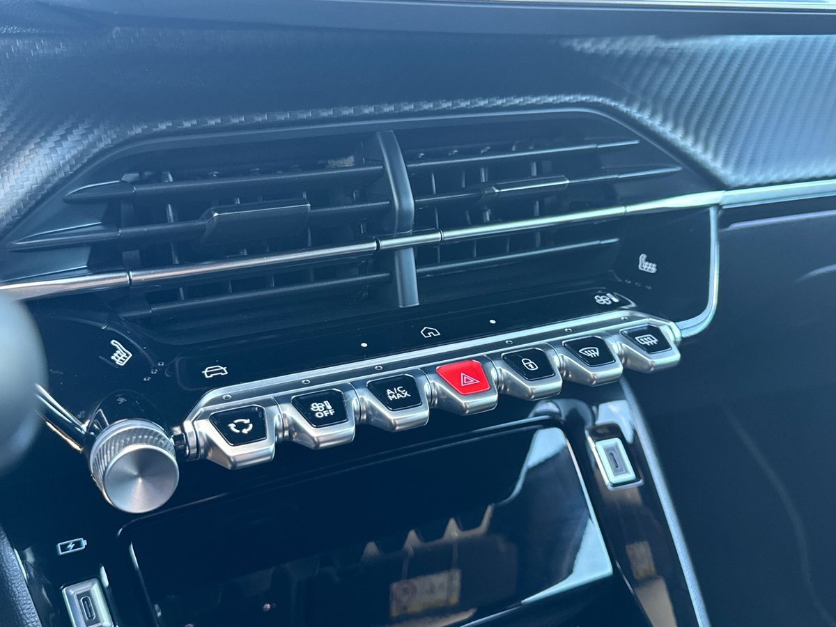 Billede af Peugeot e-2008 EL GT 156HK 5d Aut.
