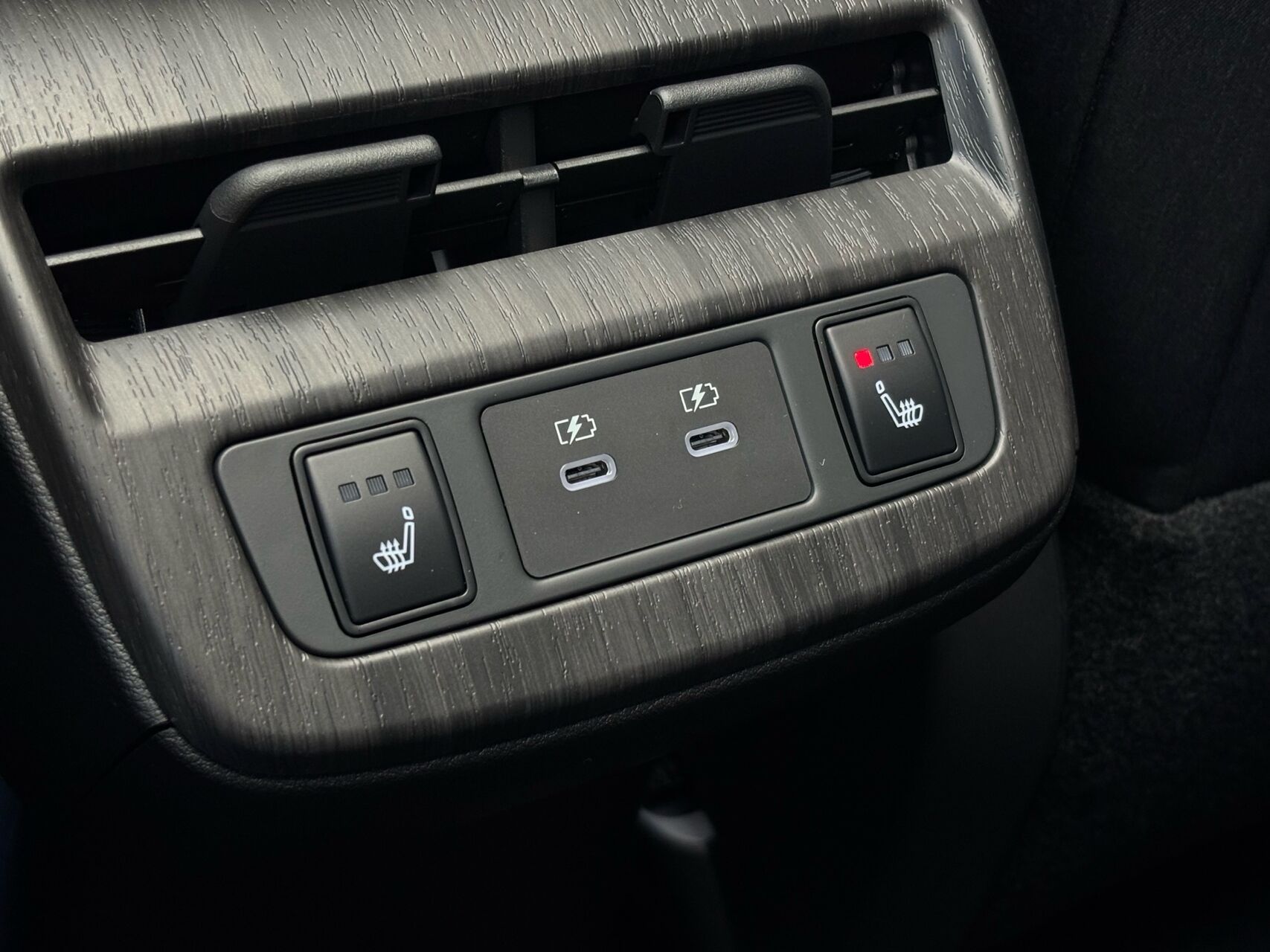 Billede af Nissan Ariya EL Evolve e-4orce 301HK 5d Aut.