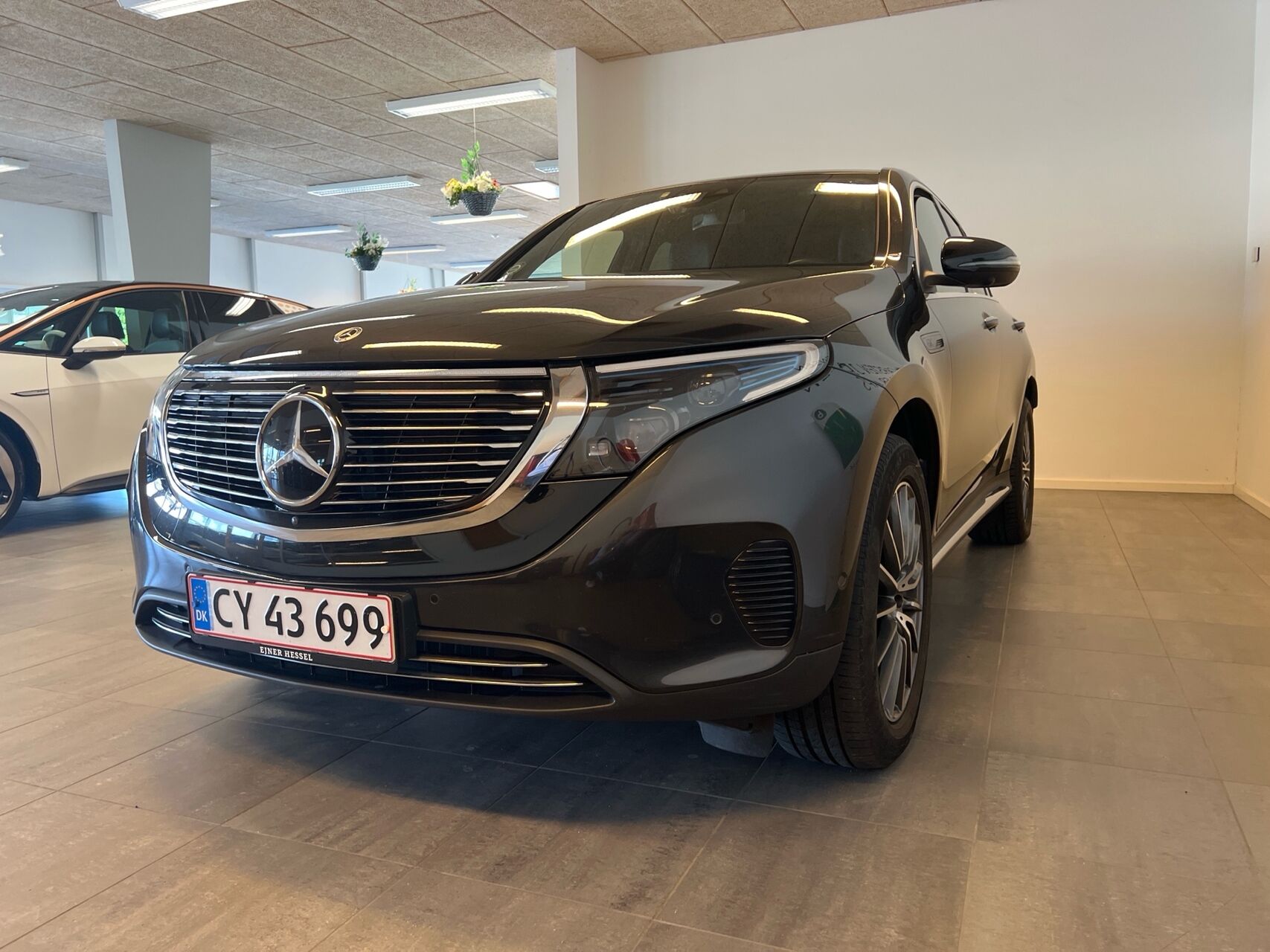 Billede af Mercedes-Benz EQC 400 EL 4Matic 408HK 5d Aut.