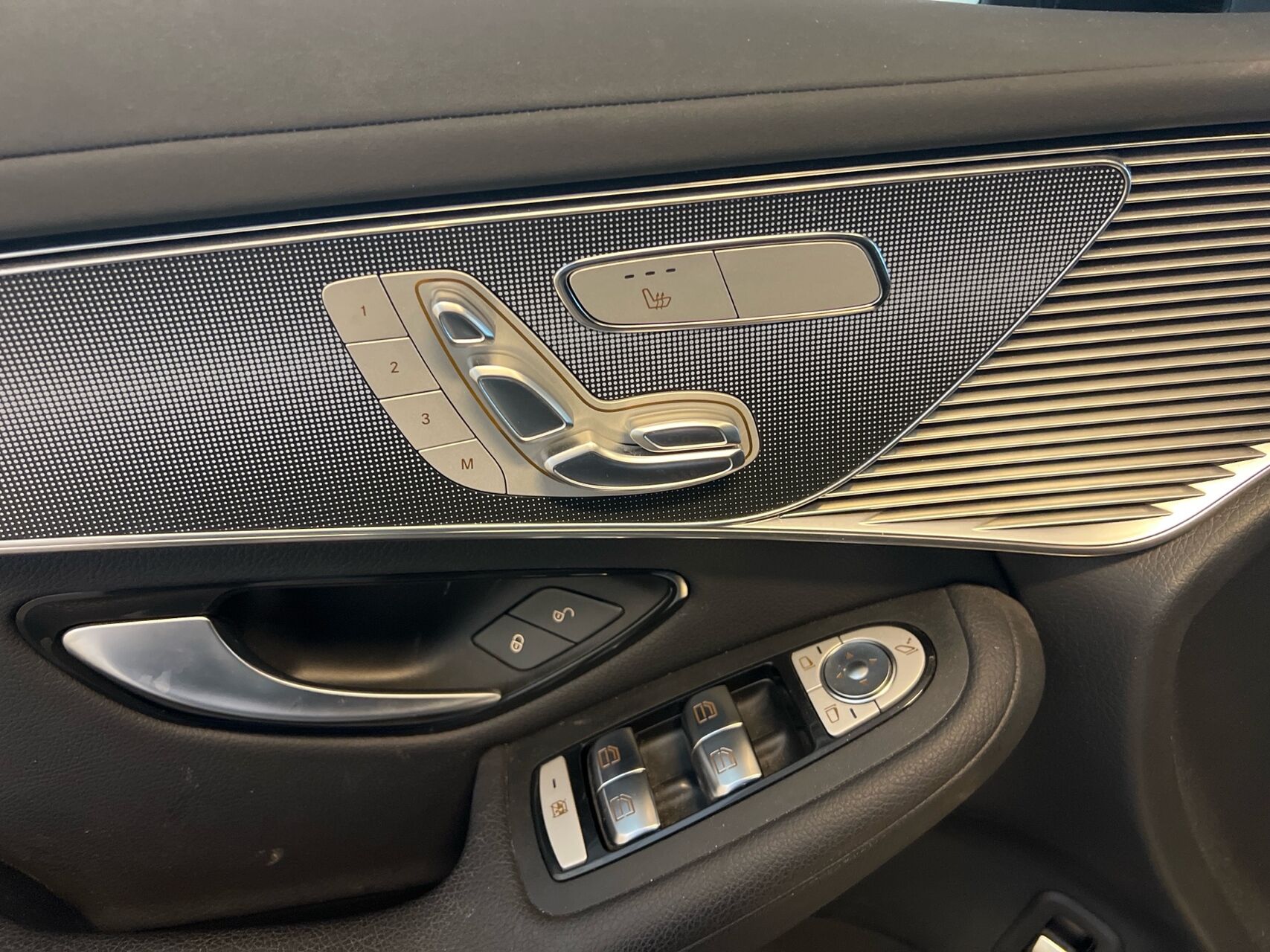 Billede af Mercedes-Benz EQC 400 EL 4Matic 408HK 5d Aut.