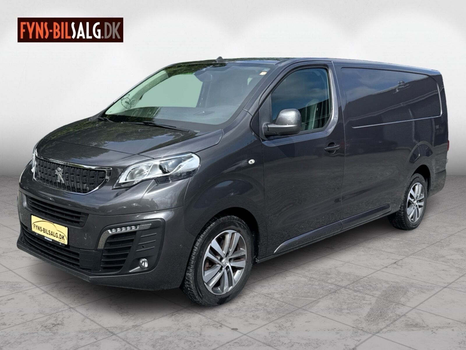 Billede af Peugeot Expert L3 2,0 BlueHDi Ultimate EAT8 177HK Van 8g Aut.