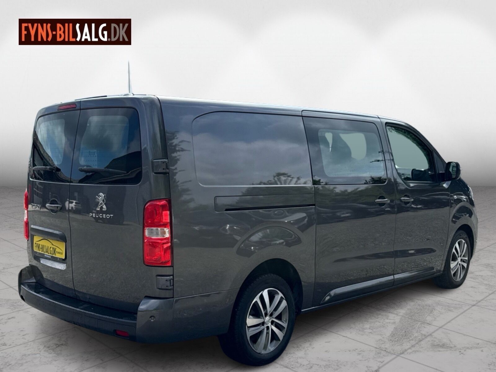 Billede af Peugeot Expert L3 2,0 BlueHDi Ultimate EAT8 177HK Van 8g Aut.