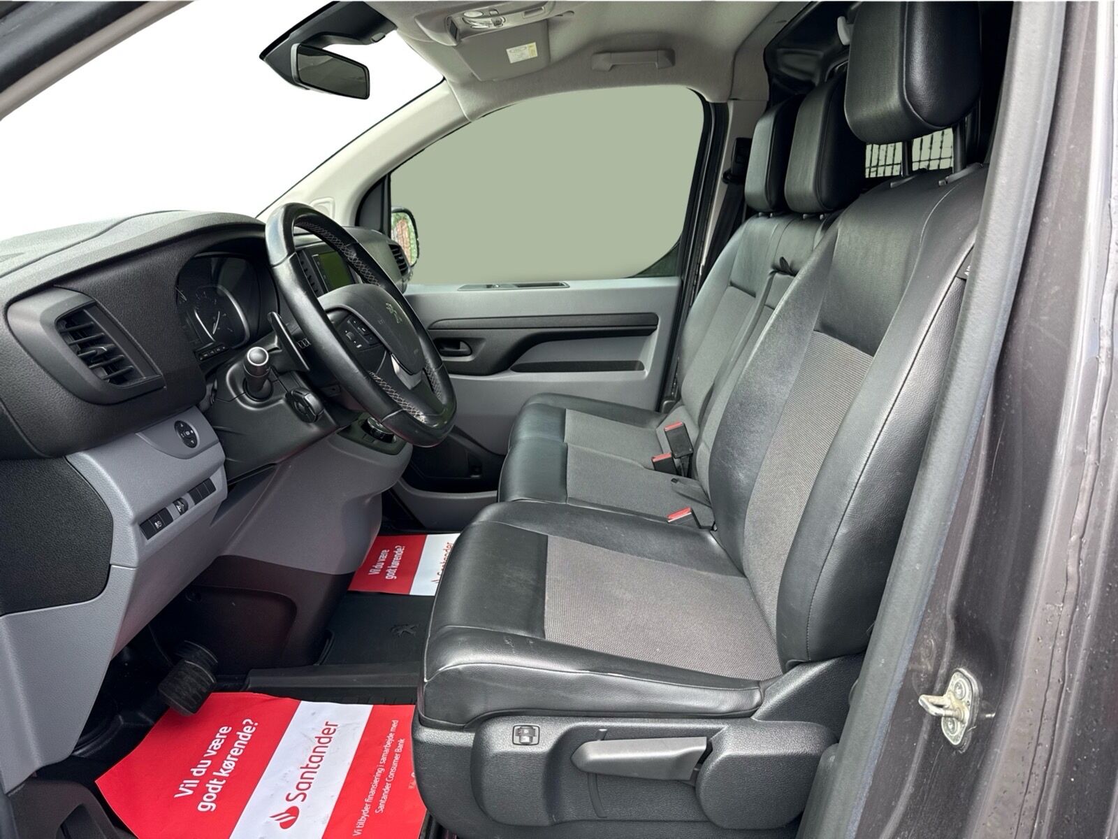 Billede af Peugeot Expert L3 2,0 BlueHDi Ultimate EAT8 177HK Van 8g Aut.
