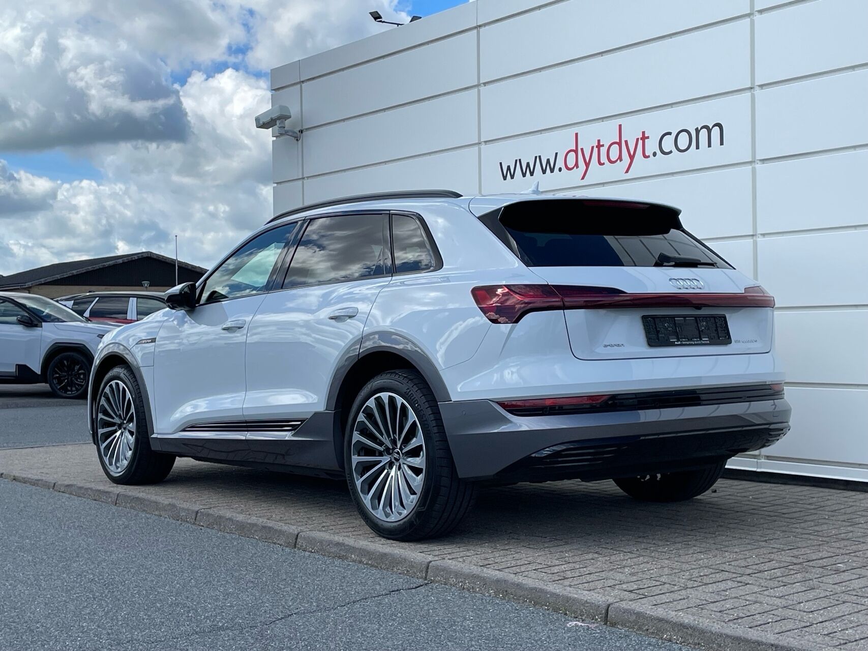 Billede af Audi E-tron 55 Advanced Quattro 408HK 5d Aut.